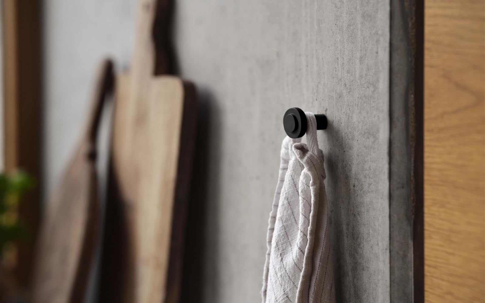 Zone Denmark Sensu Wandhaken Birkenholz Schwarz Ø 2,5 cm 2 Stück