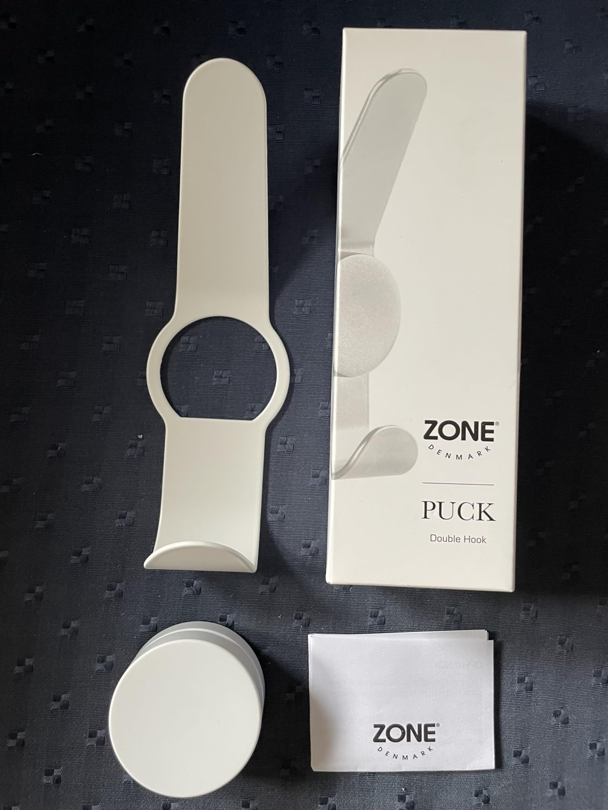Zone Denmark Puck Hook Double Haken Weiß 23 cm