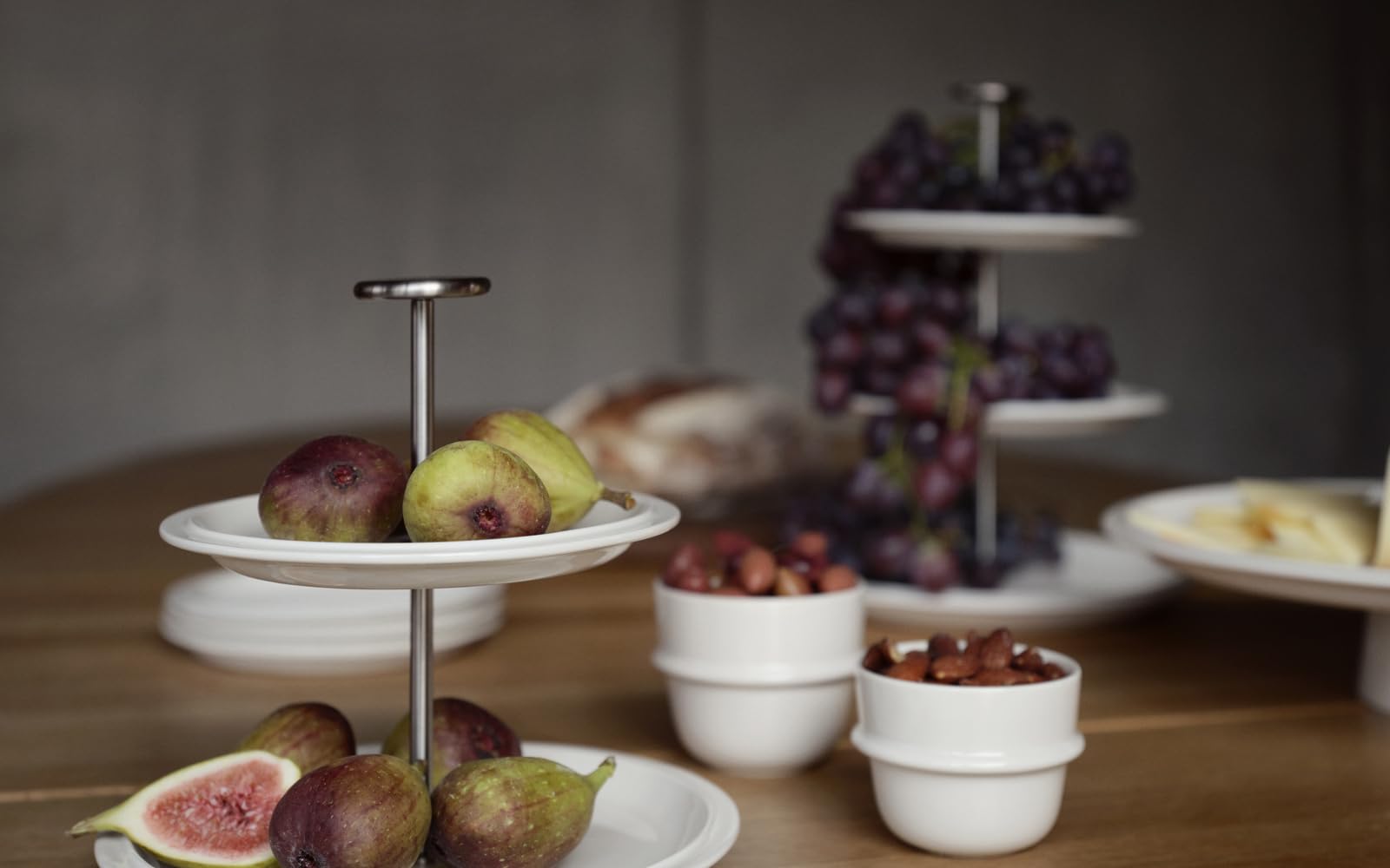 Zone Denmark Eau Etagere Porzellan 2-etagig Offwhite Ø 20 cm