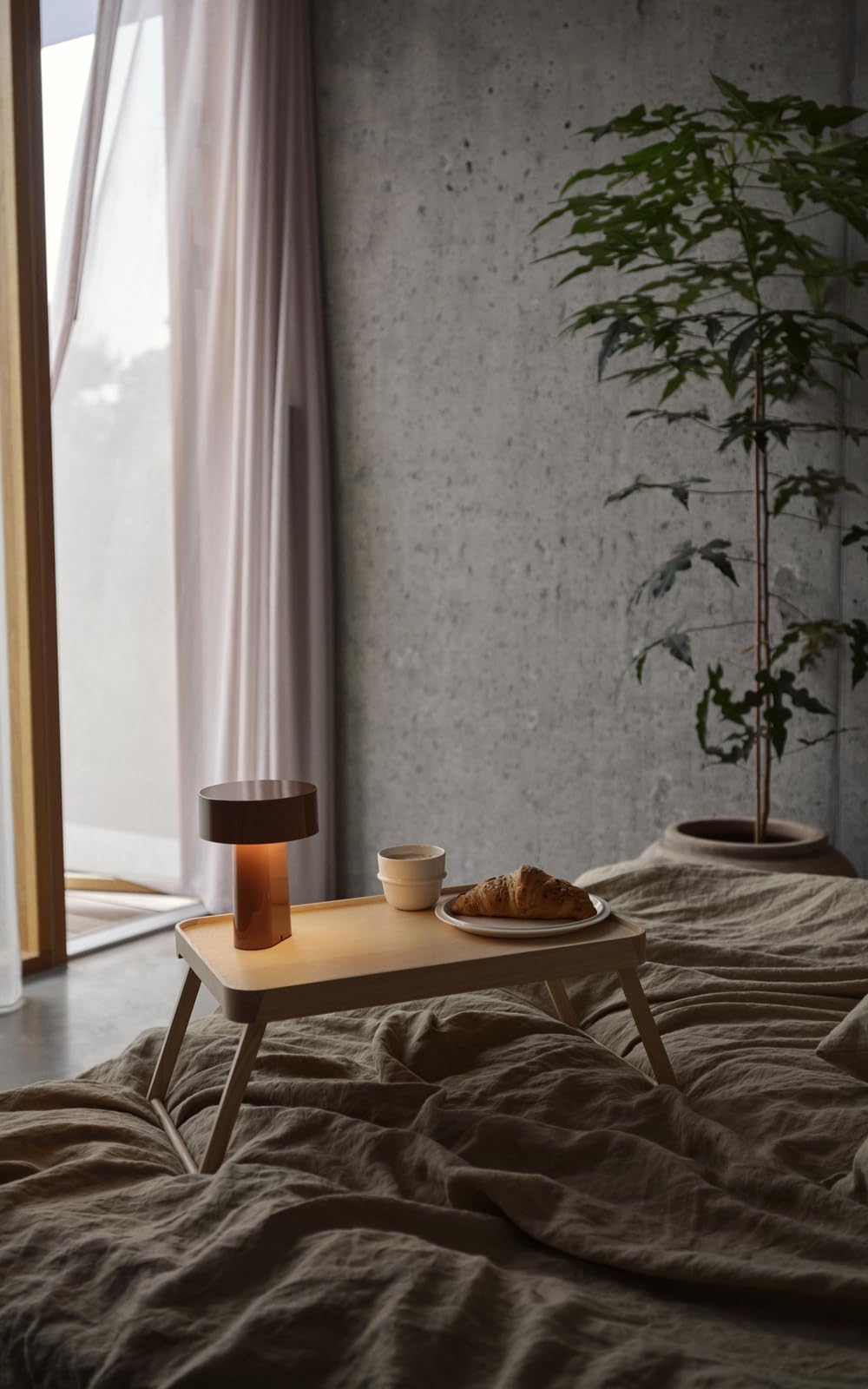 Zone Denmark Oblong LED Tischleuchte Maple Akku 18 cm