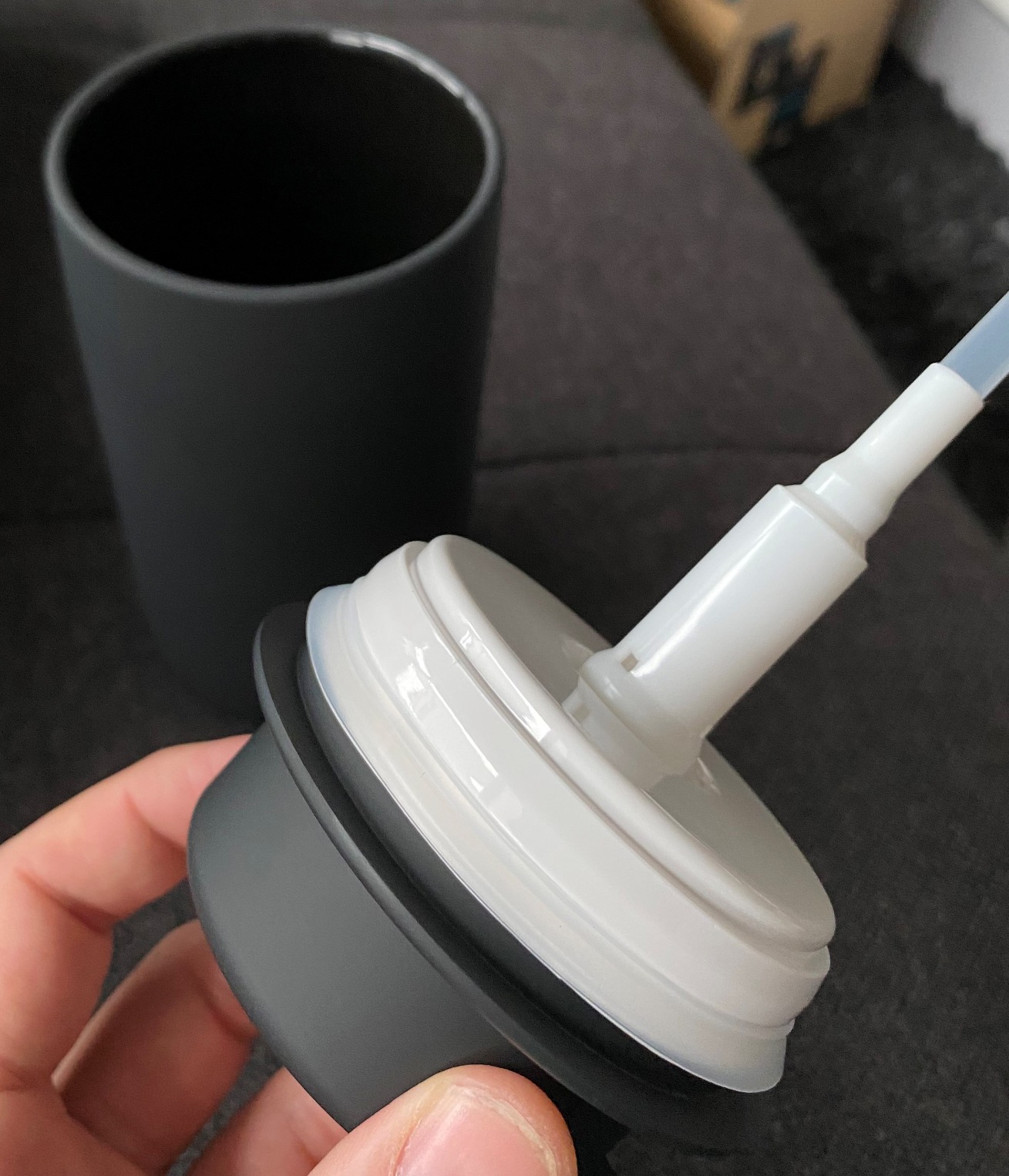 Zone Denmark Ume Seifenspender 250 ml Grau Keramik