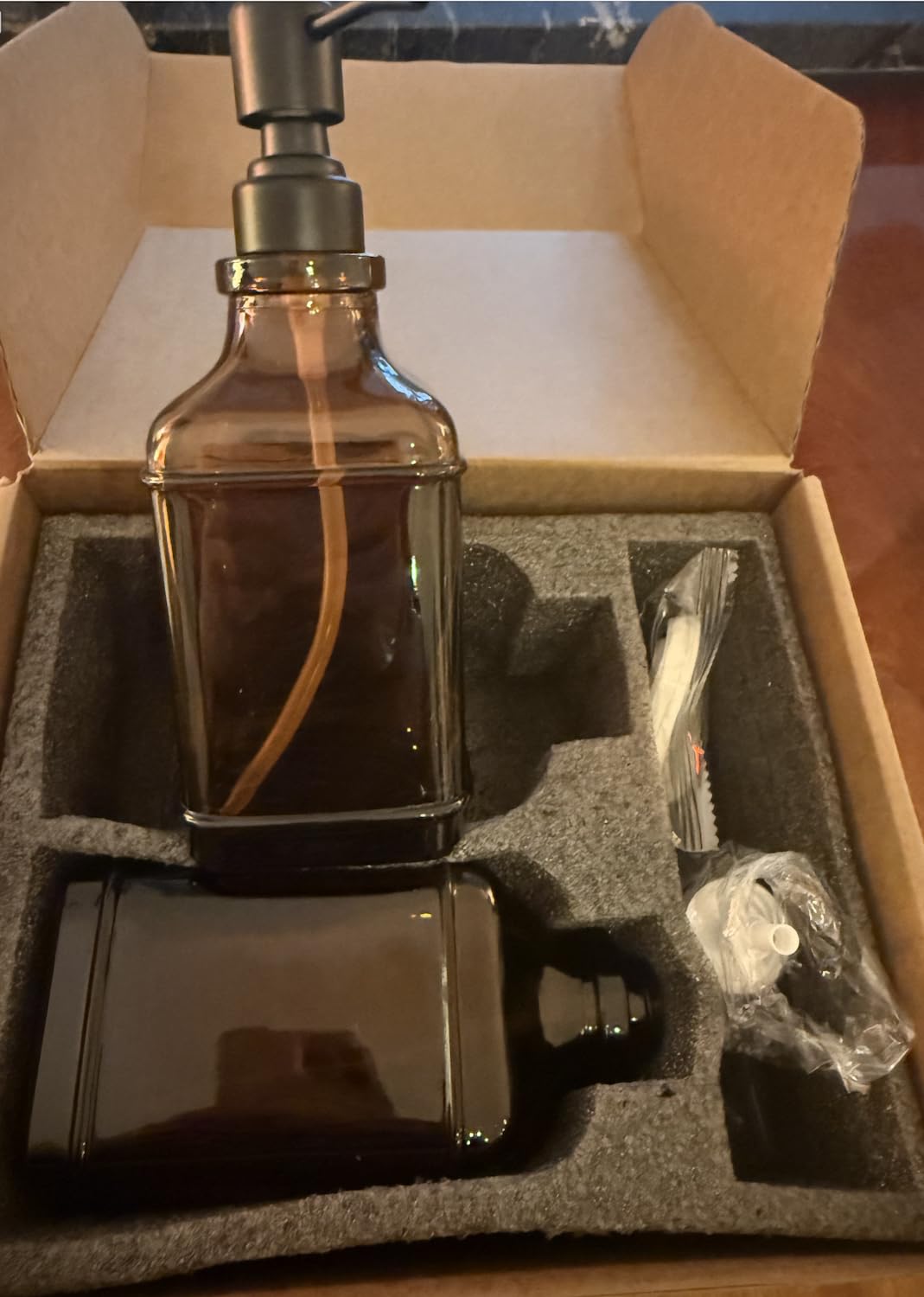 Pollock Seifenspender Glas 2x500 ml Bernstein-Schwarz Pumpe