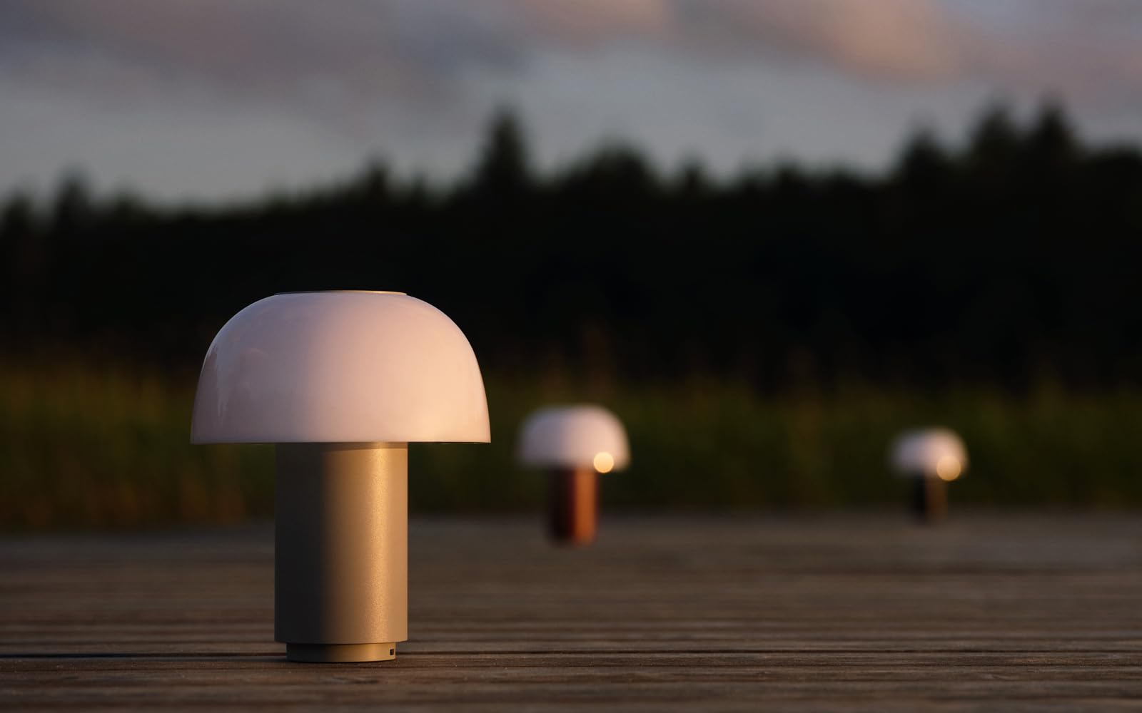 Zone Denmark Harvest Moon Tischlampe LED Warm Grey