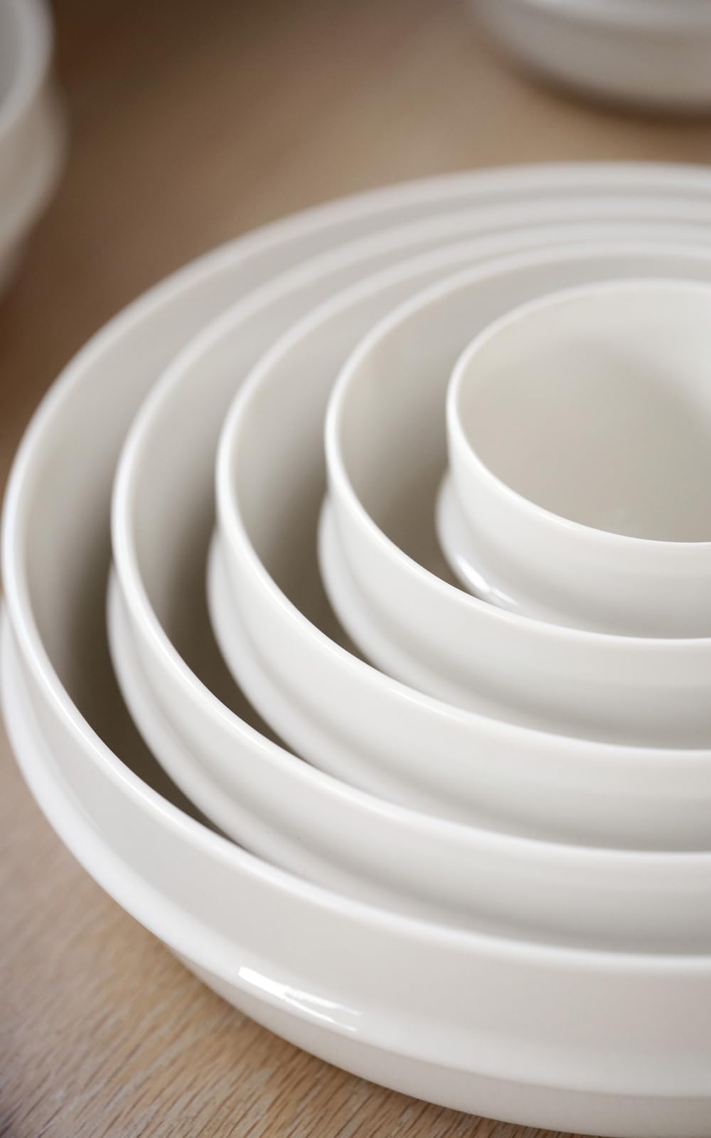 Zone Denmark Eau Salatschüssel 1,4 L Ø 24 cm Offwhite Porzellan