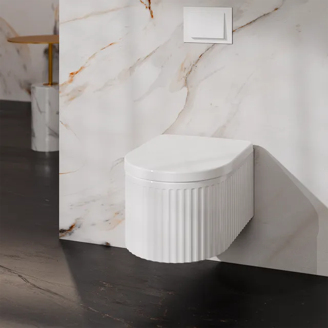Treos Serie 810 Wand-WC Set Weiß Spülrandlos 49 cm